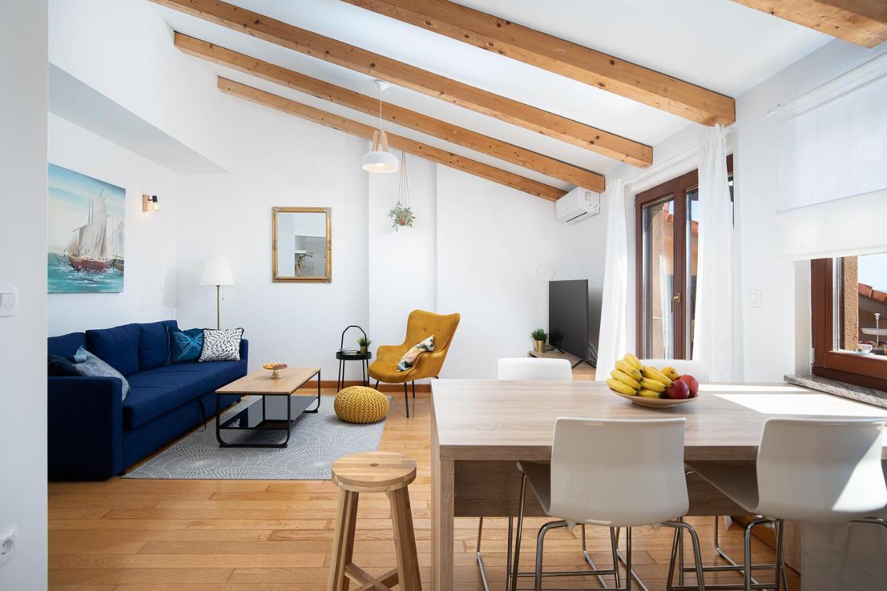 Cesare Apartment, With Swimming Pool And Sea View Ližnjan المظهر الخارجي الصورة